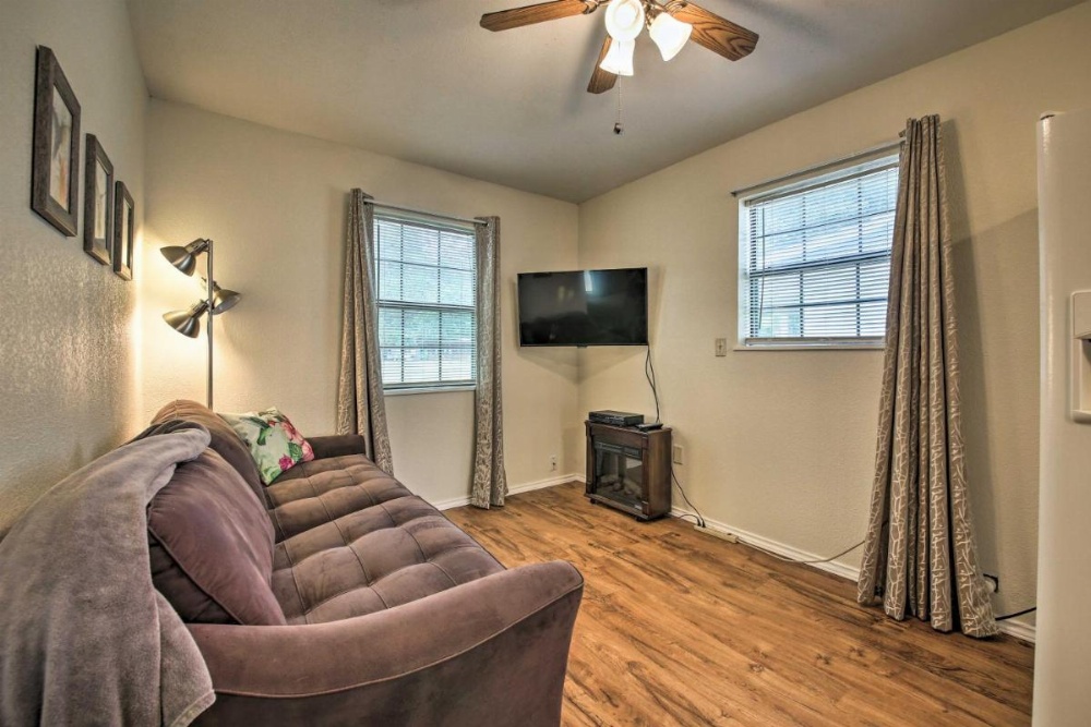 Room image 3